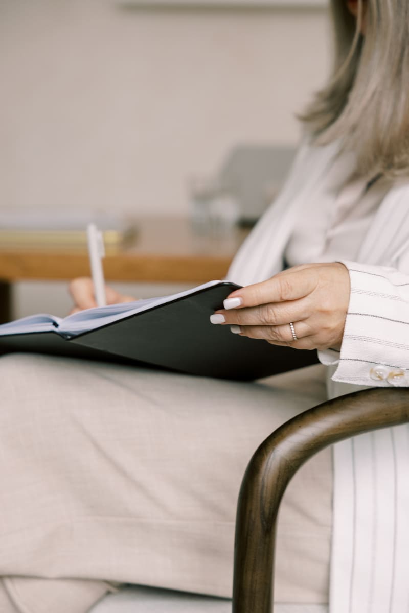 Lire la suite à propos de l’article Les 5 phases de la dépression : réalité ou mythe ?